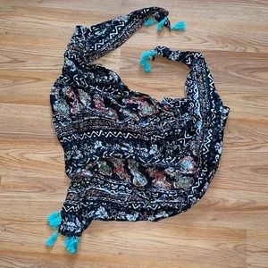 Tribal scarf